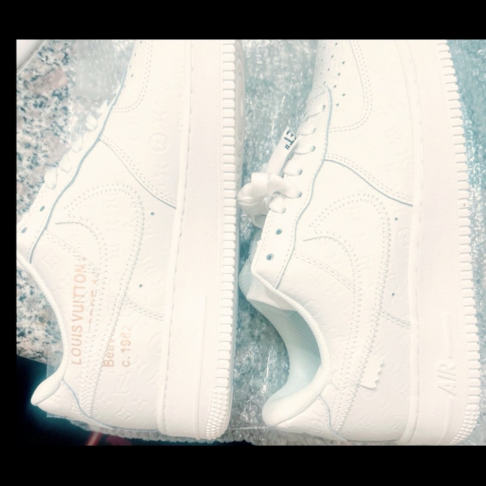 Mens White Designer Sneakers